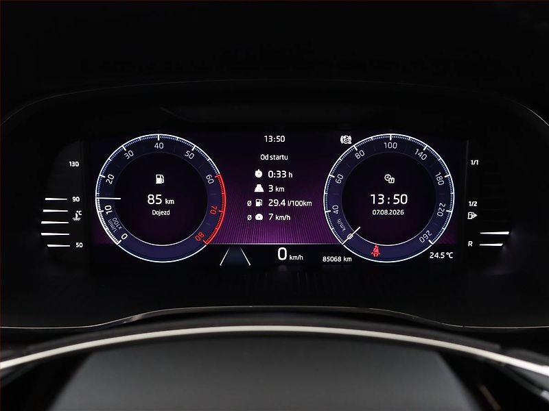 Škoda Octavia (2023) Ambition 1.5 TSI, Tempomat - fotka 9 z 18