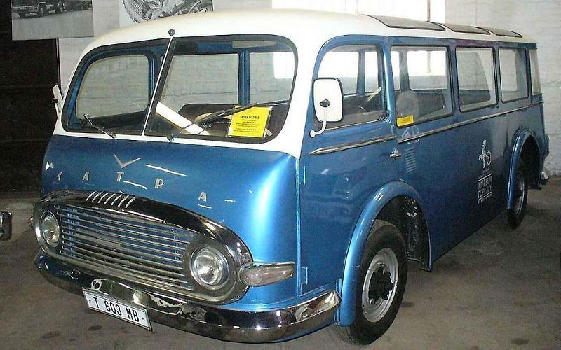Tatra 603 a její prototypy.