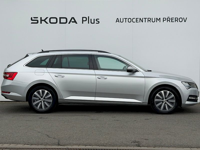 Škoda Superb (2022) 2.0 TDI 110kW Business - fotka 31 z 35
