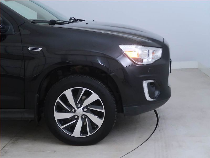 Mitsubishi ASX (2015) Intense 2.2 DI-D, 4X4 - fotka 15 z 16
