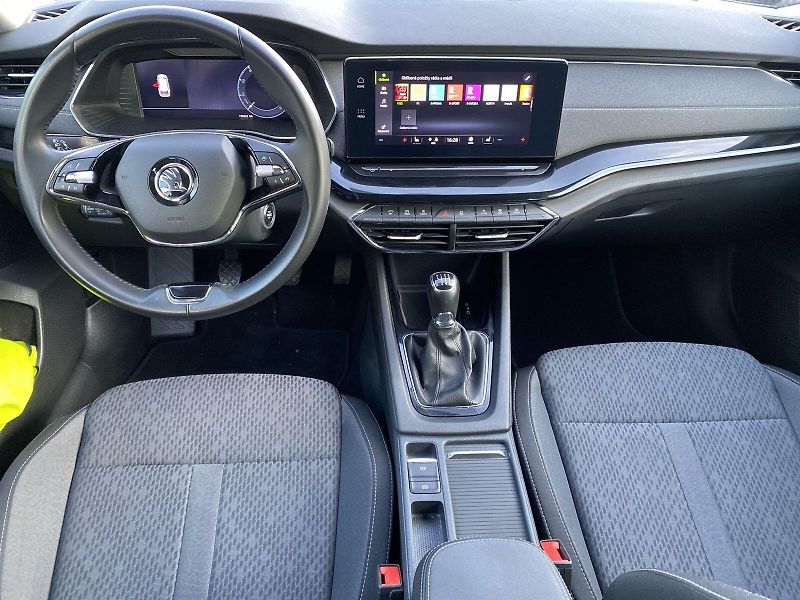 Škoda Octavia (2022) Combi 1.5 TSI Style+ - fotka 5 z 38