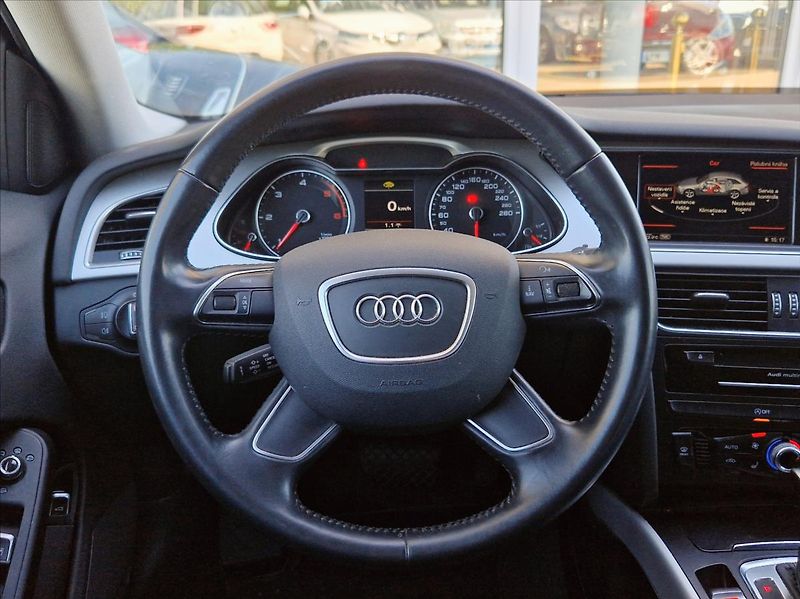 Audi A4 Avant 2,0 d ALUKOLA AUTOKLIMA - fotka 18 z 28