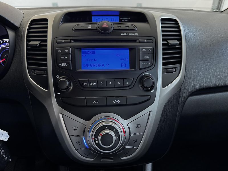 Hyundai ix20 (2019) 1.6i 91 KW - CZ - 1.Majitel - fotka 11 z 18