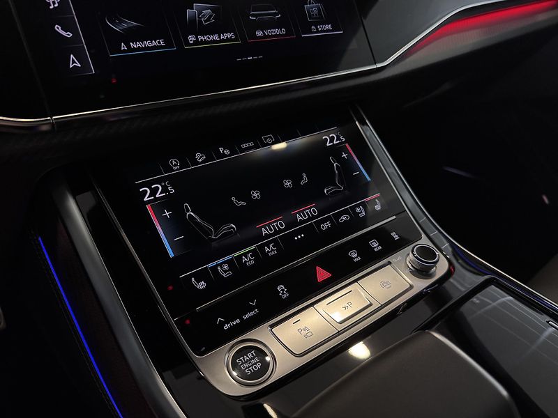 Audi Q8 50 TDI B&O Laser Carbon OLED - fotka 29 z 39