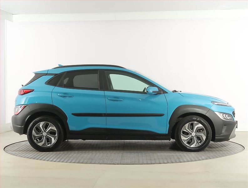 Hyundai Kona (2021) Hybrid, Automat, ČR,1.maj - fotka 6 z 22