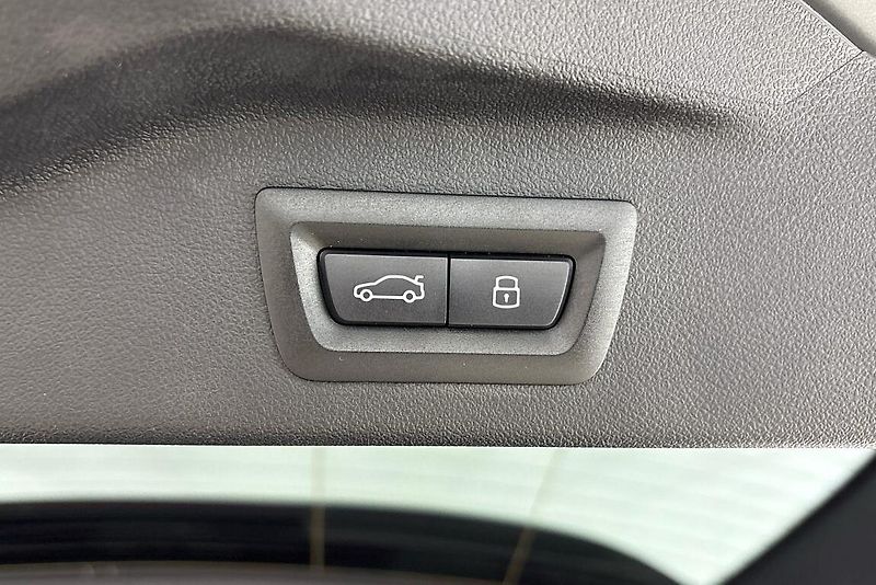 BMW X7 xDrive40d - fotka 13 z 30
