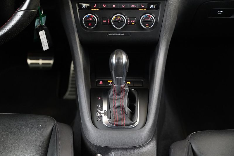 Volkswagen Golf - fotka 22 z 23