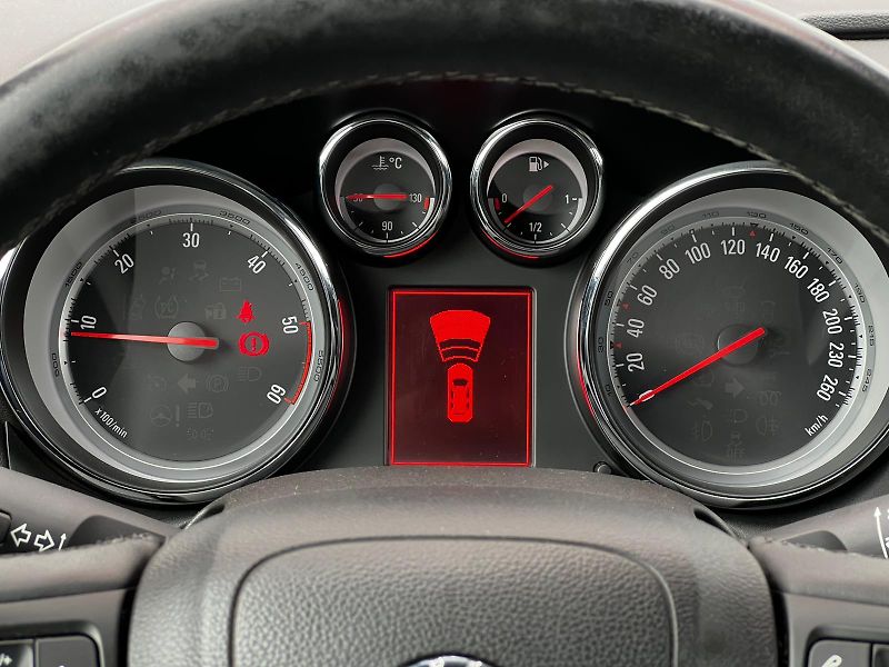 Opel Astra 2.0CDTI 121kW CZ Kůže TZ - fotka 6 z 21