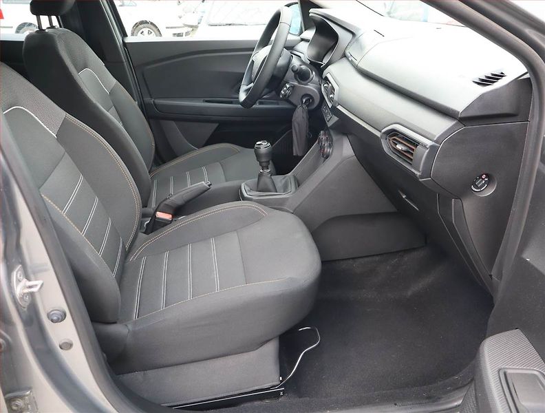 Dacia Sandero (2024) 1.0 TCe, LPG, Serv.kniha - fotka 9 z 15