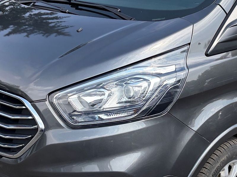Ford Tourneo Custom (2019) L1 Titanium 136kW Aut. ZÁRUKA - fotka 5 z 19