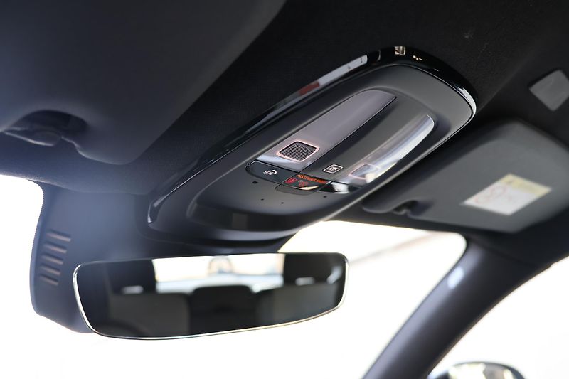 Volvo XC40 (2025) Plus, B3 Mild hybrid - fotka 18 z 19