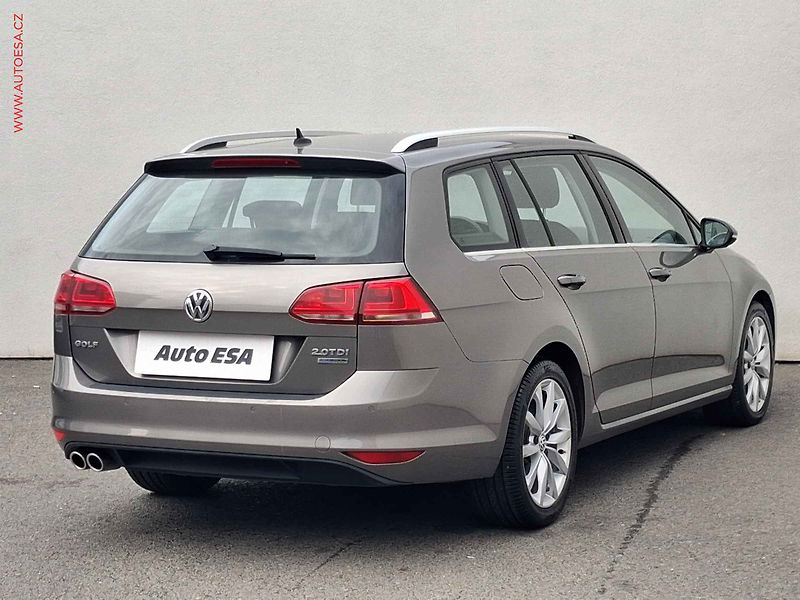 Volkswagen Golf (2014) 2.0TDi, Highline, navi - fotka 4 z 18