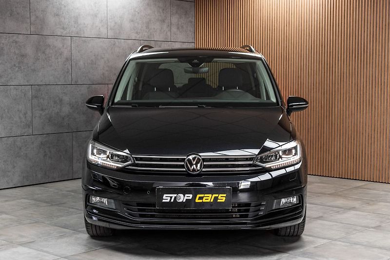 Volkswagen Touran 2.0TDI DSG*TAŽNÉ*7.MÍST*ČR 1.M - fotka 2 z 48