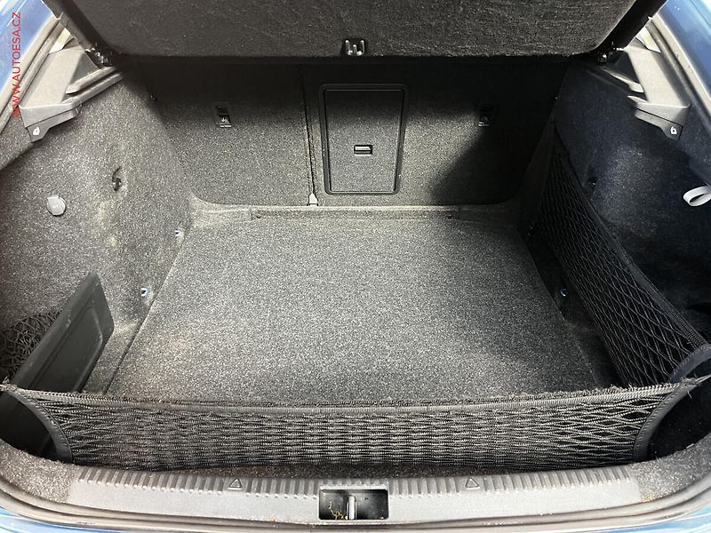Škoda Octavia (2018) 1.4 TSI, ČR, Ambition, DSG - fotka 7 z 15