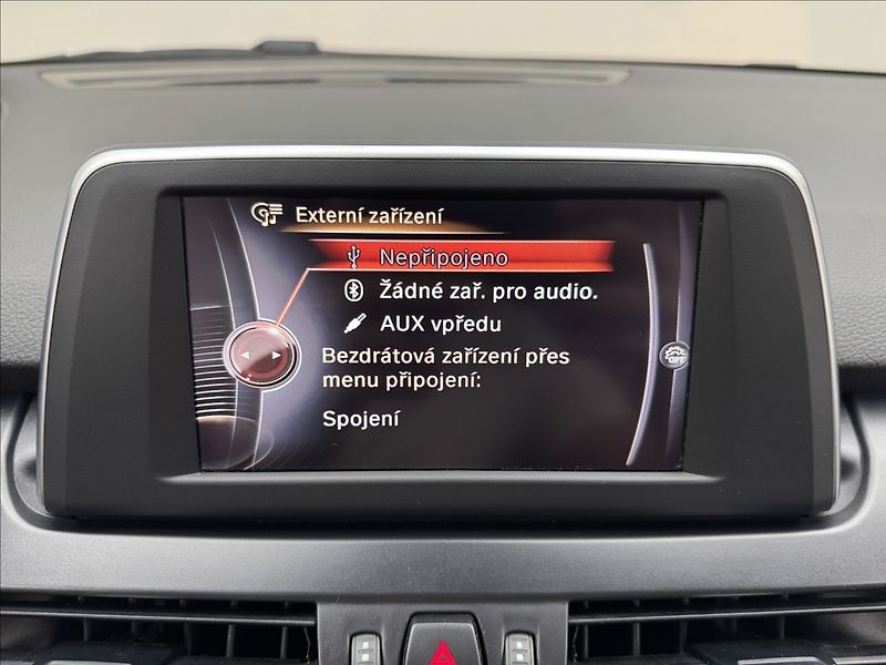 BMW Řada 2 1,5 218i LONG ROZVODY VÝHŘEV - fotka 17 z 43