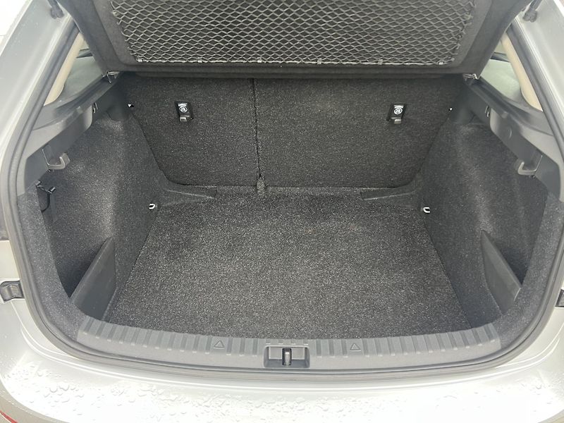 Škoda Scala (2023) 1.0 TSI 70KW ČR NOVÉ 1.MAJITEL - fotka 15 z 18