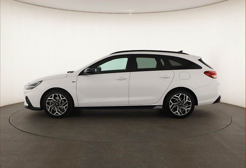 Hyundai i30 (2025) 1.0 T-GDI, N-LINE, AUTOMAT - fotka 3 z 21