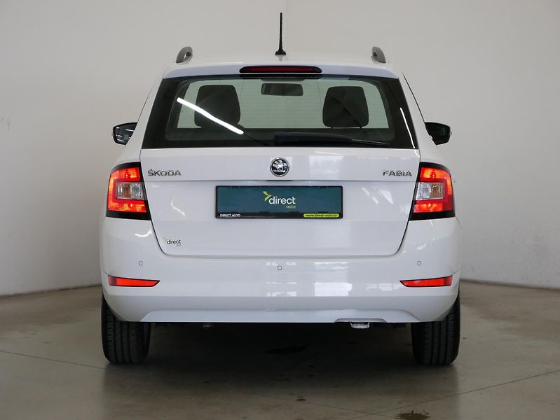 Škoda Fabia - fotka 6 z 26
