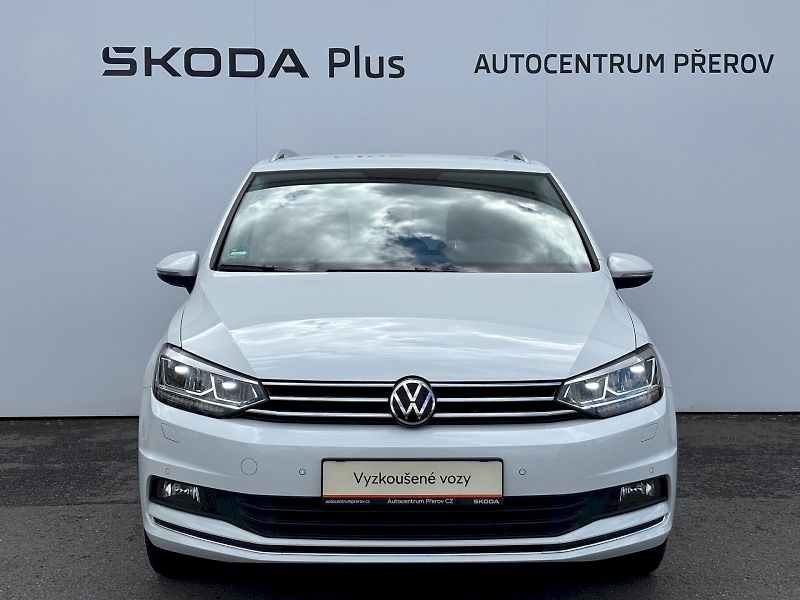 Volkswagen Touran (2022) 1.5 TSI 110kW HighLine 7 míst - fotka 4 z 35