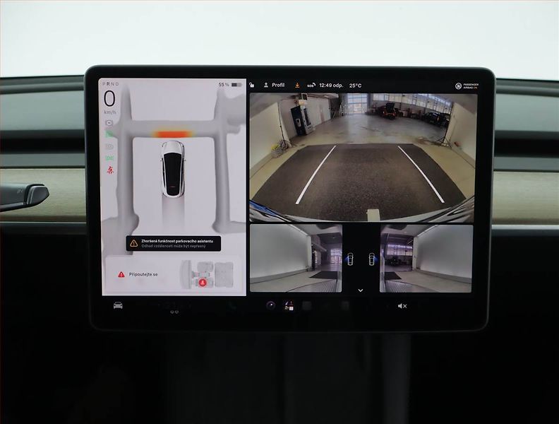 Tesla Model Y (2023) Long Range AWD 79kWh, SoH 90% - fotka 17 z 22