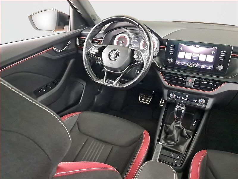 Škoda Kamiq (2023) Monte Carlo 1.0 TSI - fotka 7 z 21