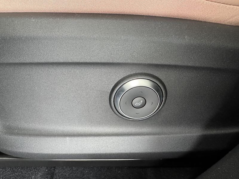 Chery TIGGO 9 PHEV (2026) 1,5T Unique - fotka 32 z 63