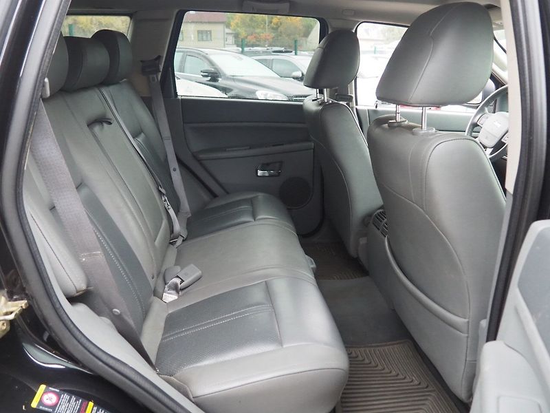 Jeep Grand Cherokee (2005) 4.7 Laredo, LPG - fotka 15 z 32
