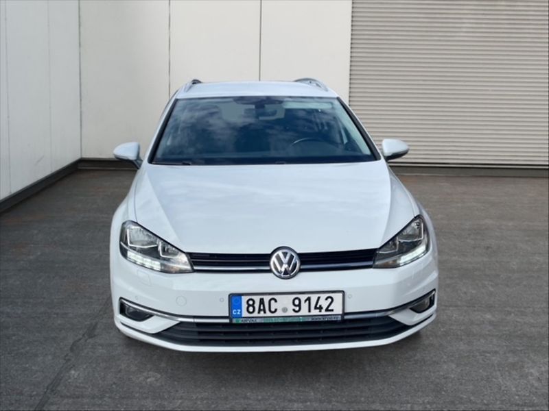 Volkswagen Golf 1,5 TSI Evo Highline - fotka 2 z 11