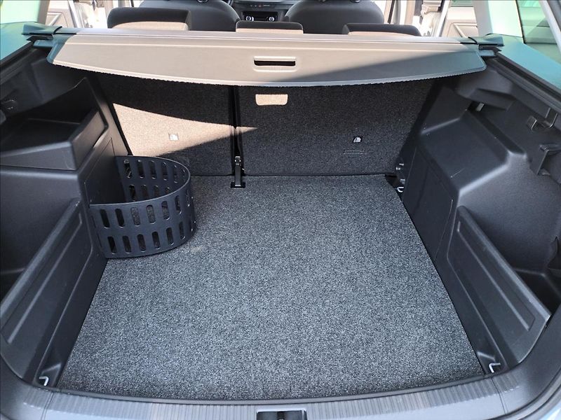 Škoda Fabia 1,2 TSI,66KW,DIGIKLIMA,TEMPOMA - fotka 19 z 36