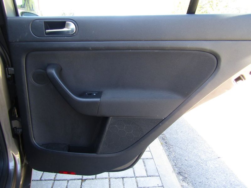Volkswagen Golf Plus (2014) 1.6 TDI 77kW - fotka 23 z 35