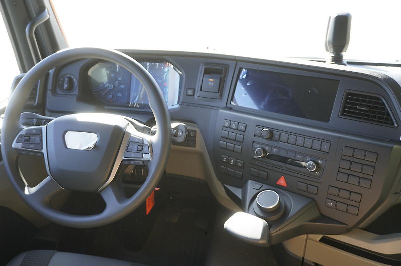 MAN TGM (2026) 26.320 6×2-4 tow truck / 2026 - fotka 19 z 24