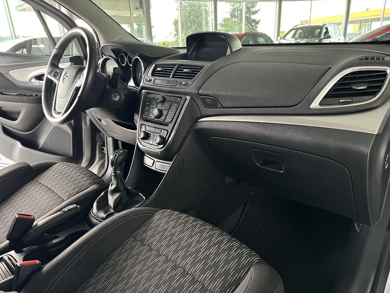 Opel Mokka 1,4T 103kW*TopStav*1.Maj*ČR - fotka 13 z 32