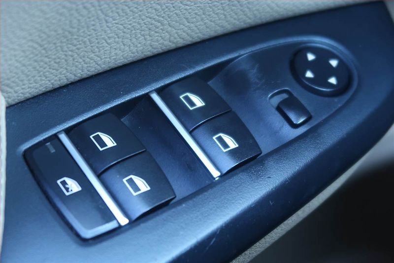 BMW X3 (2011) xDrive20d, 4X4, Automat, Navi - fotka 16 z 21