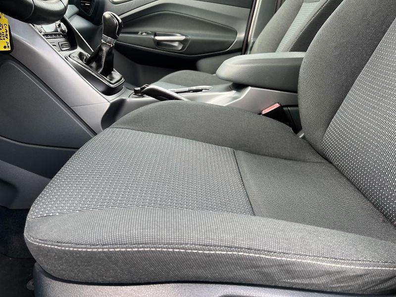 Ford C-MAX 1.6i 16v KLIMA KOUPENO V ČR - fotka 11 z 37