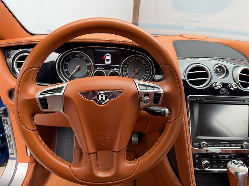 Bentley Continental GT 6,0 W12 GT 460kW-SPEED-4WD - fotka 15 z 32