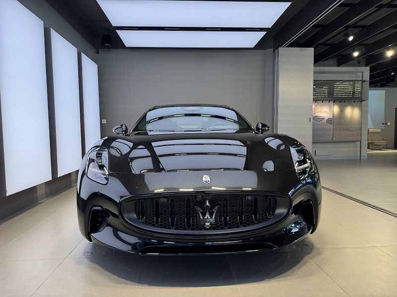 Maserati GranTurismo (2024) Folgore  - fotka 2 z 20
