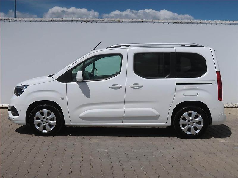 Opel Combo (2019) 1.2 Turbo, 5Míst, SR - fotka 3 z 18