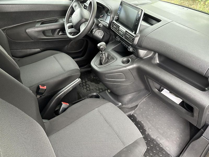 Citroën Berlingo (2022) 1.5 HDI LIVE PACK - fotka 9 z 29