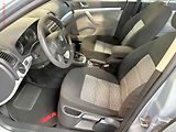 Škoda Octavia (2010) 1.6i, AC, výhřev sed - náhled 9