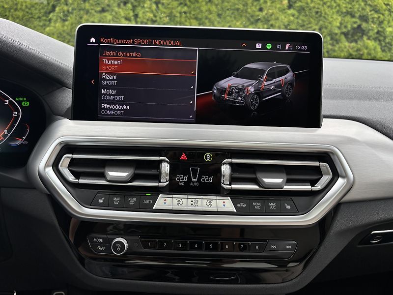 BMW X3 (2023) M40d xDrive HUD tažné PANO DPH - fotka 30 z 38