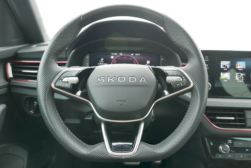 Škoda Scala (2025) 1.0 TSI 85 kW 7° DSG Monte Car - fotka 6 z 28