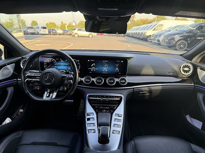 Mercedes-Benz AMG GT (2021) 53 4MATIC+ - fotka 17 z 51