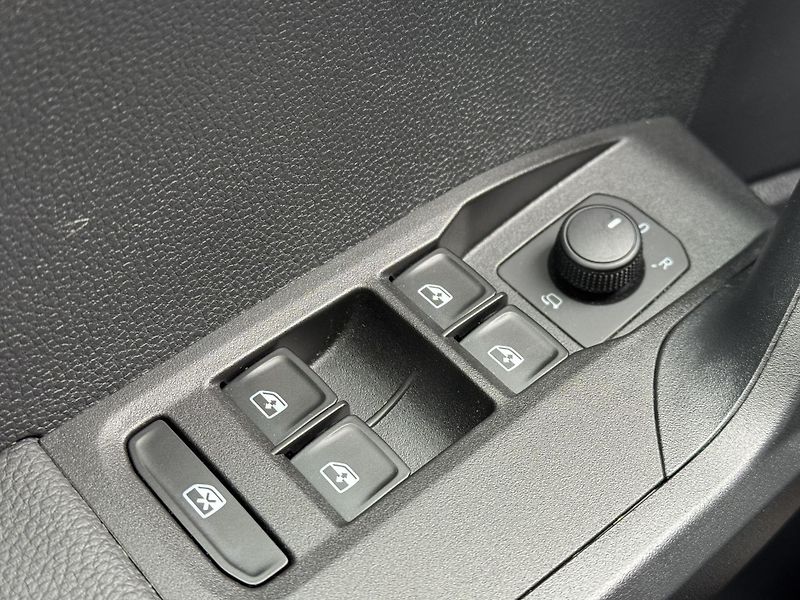 Seat Arona (2019) 1.0TGi MAN CNG, Style, FullLED - fotka 22 z 48
