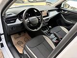 Škoda Kamiq 85kw, TOP SELECTION,1.MAJITEL. - náhled 9