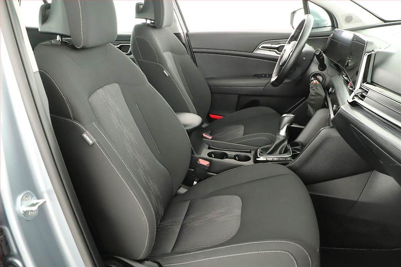 Kia Sportage (2022) Exclusive 1.6 T-GDI MHEV - fotka 7 z 17
