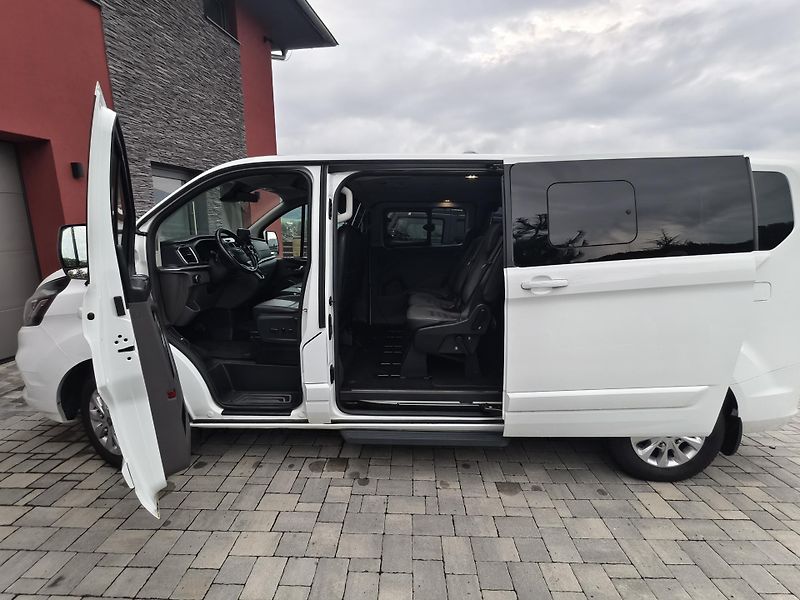Ford Tourneo Custom (2019) 2.0 TDCi 9.místné, top stav. - fotka 8 z 19
