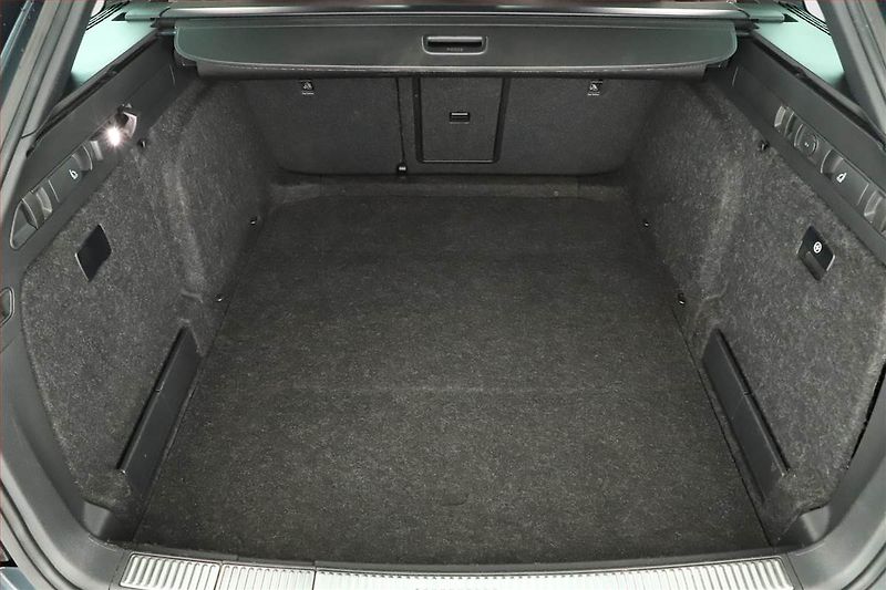 Škoda Superb (2019) 2.0 TDI - fotka 16 z 17
