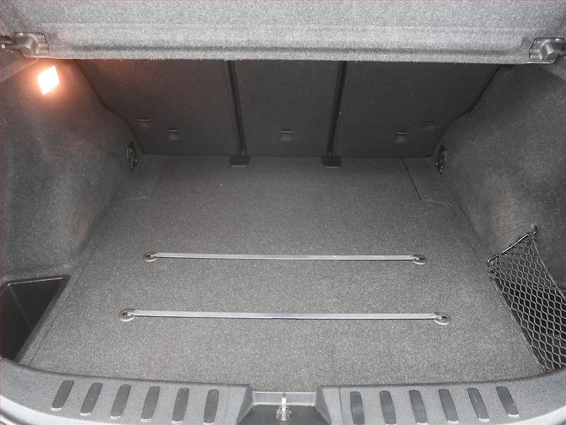 BMW X1 (2014) xLine xDrive20d, 4X4, Automat - fotka 14 z 18