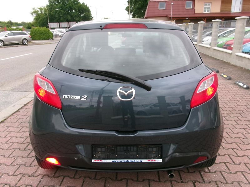 Mazda 2 (2012) 1,3i KLIMA 1.MAJ - fotka 6 z 26