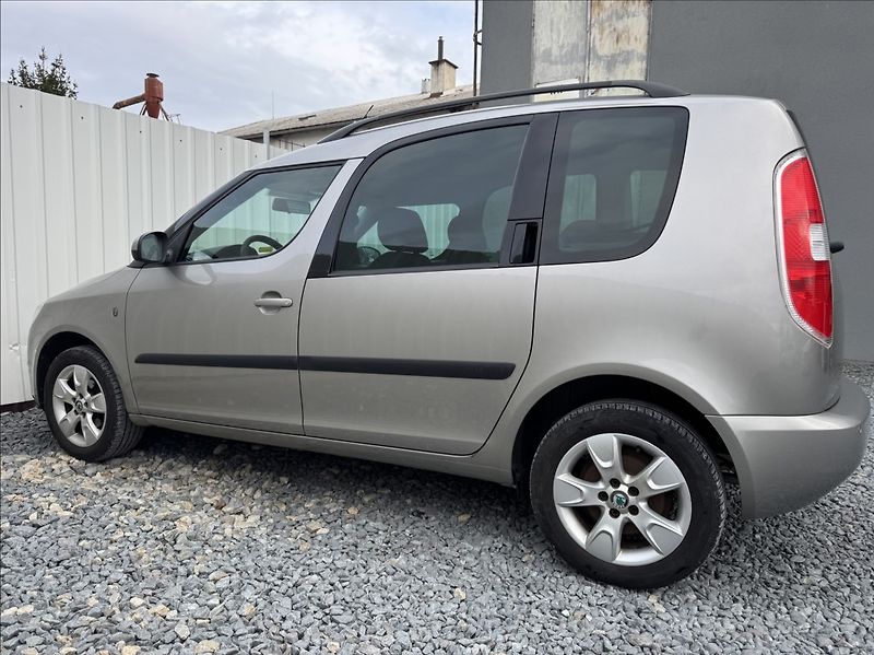 Škoda Roomster 1,2 HTP STYLE 1.maj původ ČR - fotka 18 z 50